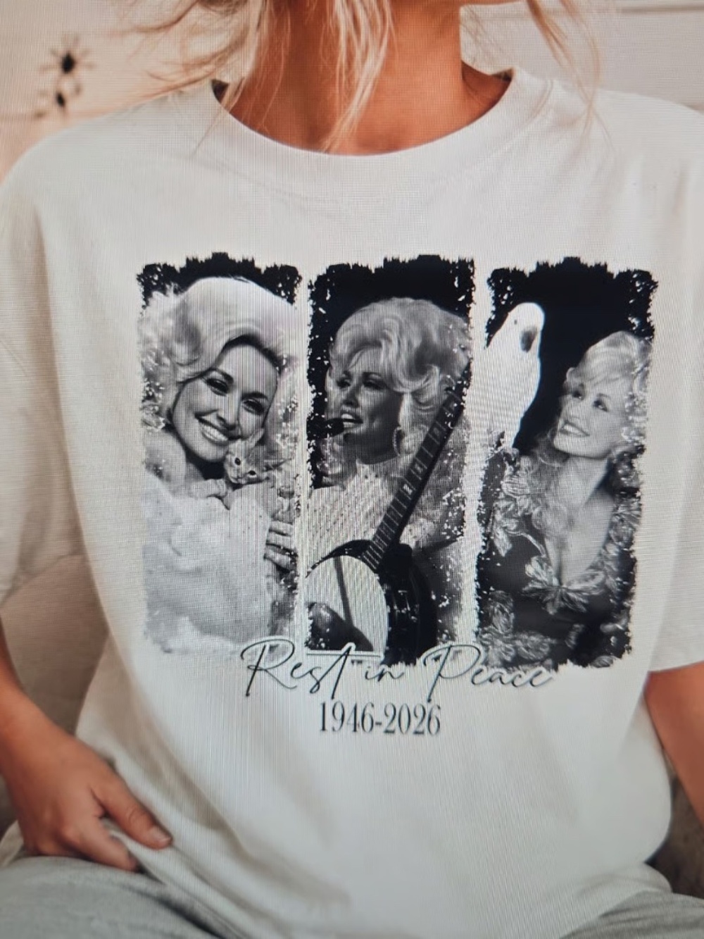 Dolly Parton Shirt Size Small Adult Unisex White Short Sleeve